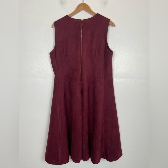 Calvin Klein Faux Suede Fit & Flare Midi Dress Size 16W Red Curvy Stretch - Picture 2 of 9